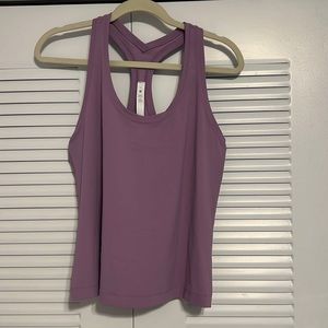 Lululemon top
